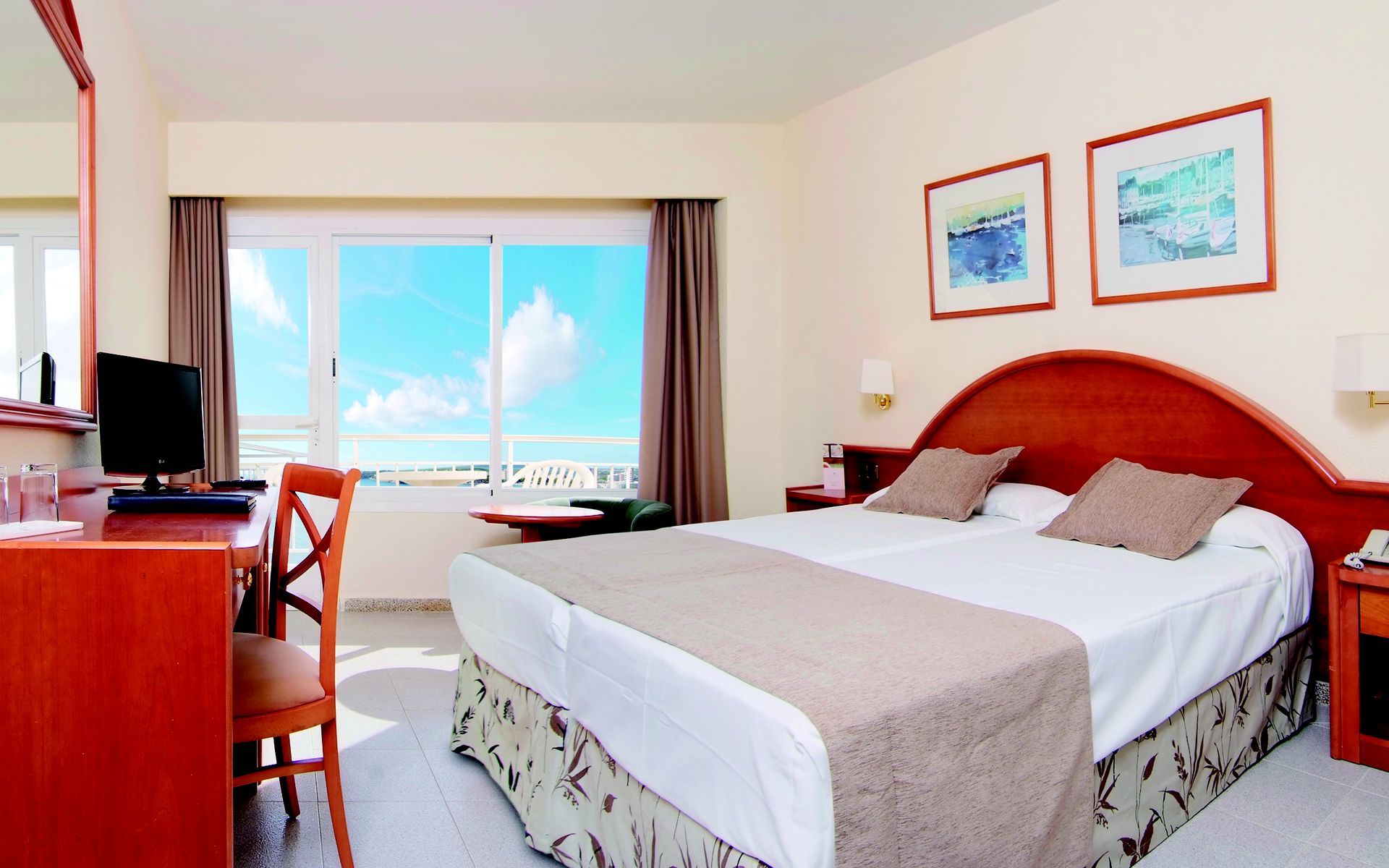 Bahia Principe Sunlight Coral Playa - Adults Only Hotel Magalluf Exterior foto